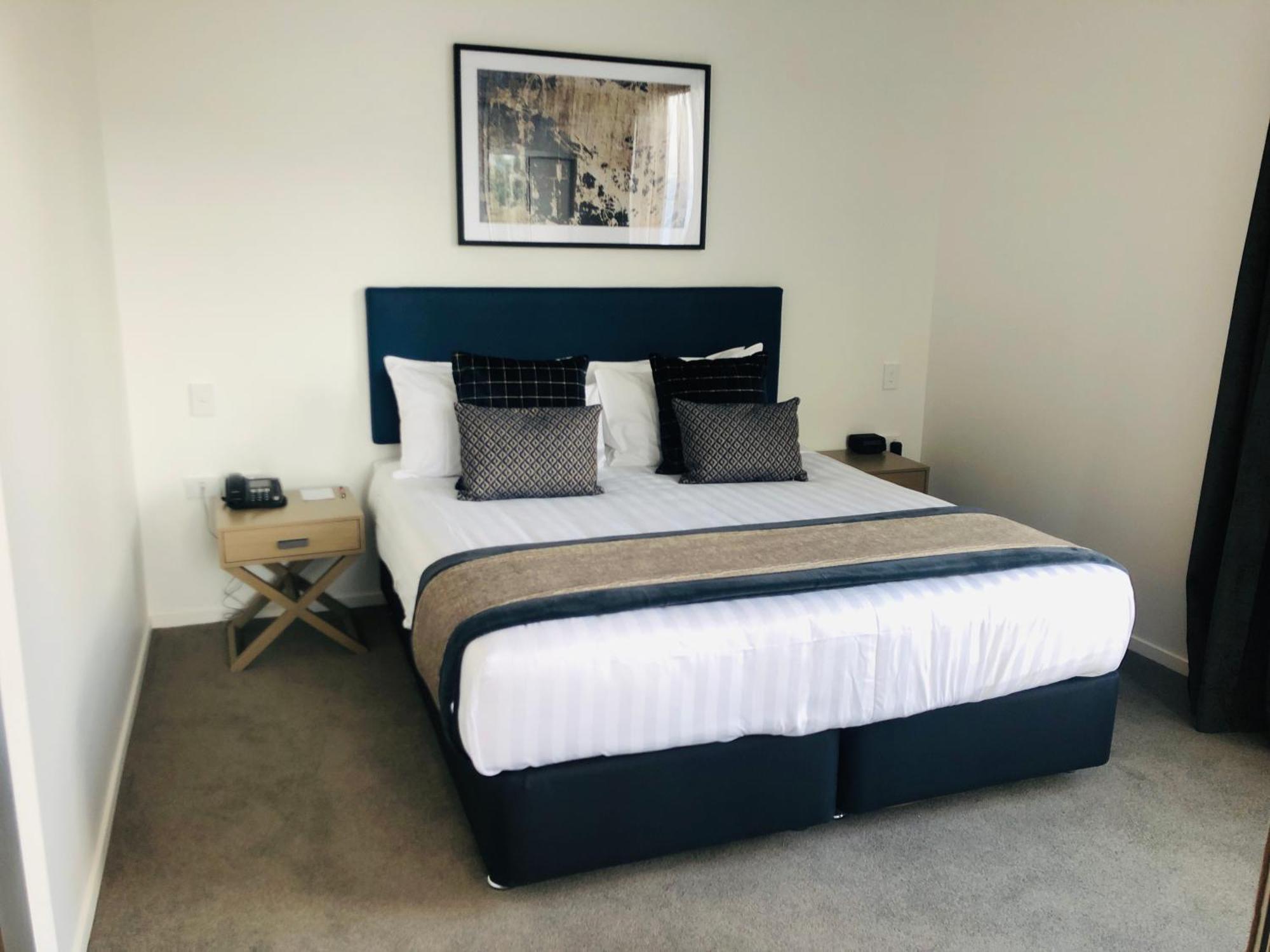 Ramada By Wyndham Queenstown Central Eksteriør bilde