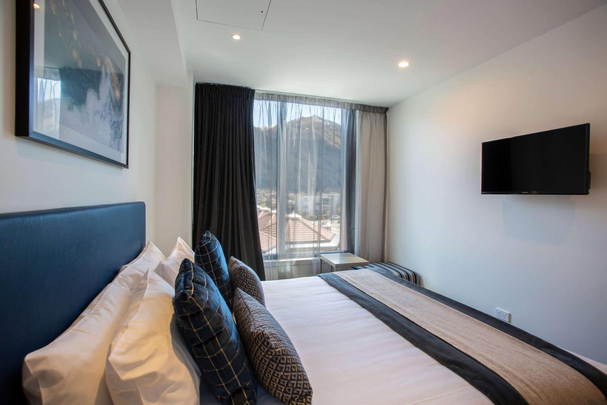 Ramada By Wyndham Queenstown Central Eksteriør bilde