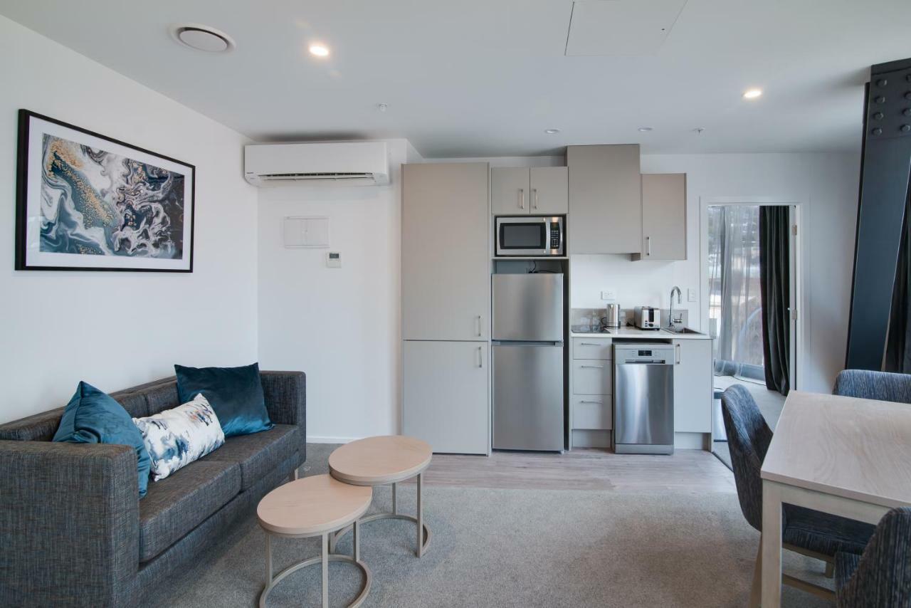 Ramada By Wyndham Queenstown Central Eksteriør bilde